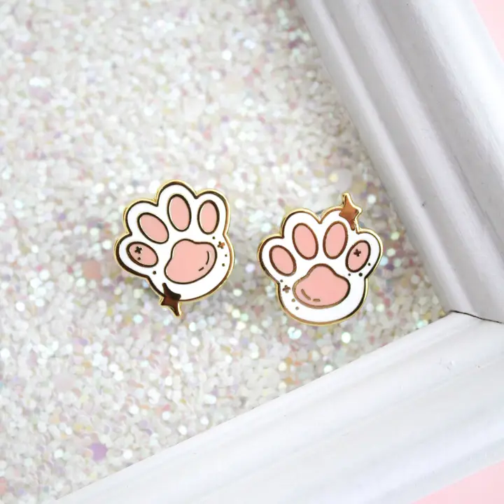 Occasionalish - Toe Beans Enamel Pin